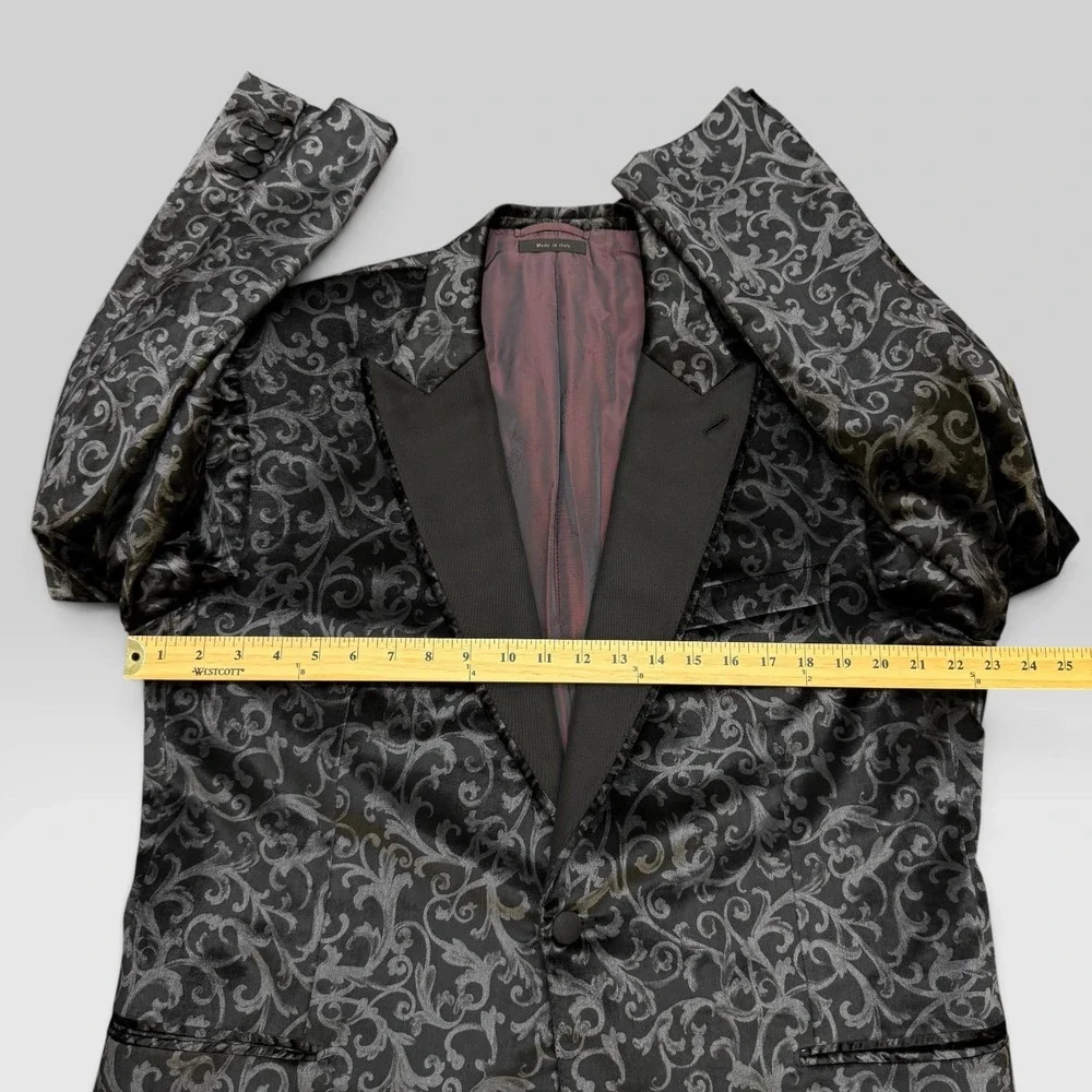 Rare Brioni Ernani Velvet Mens 46R Black Silver  Tuxedo Jacket Peak Lapel Italy